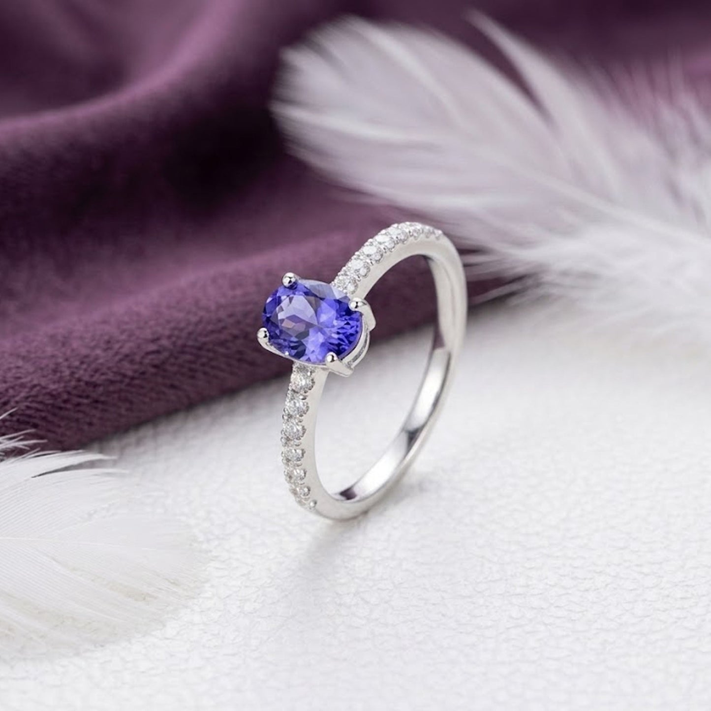 Tanzanite Halo Engagement Ring – Oval Cut Vintage Bridal Ring for Women