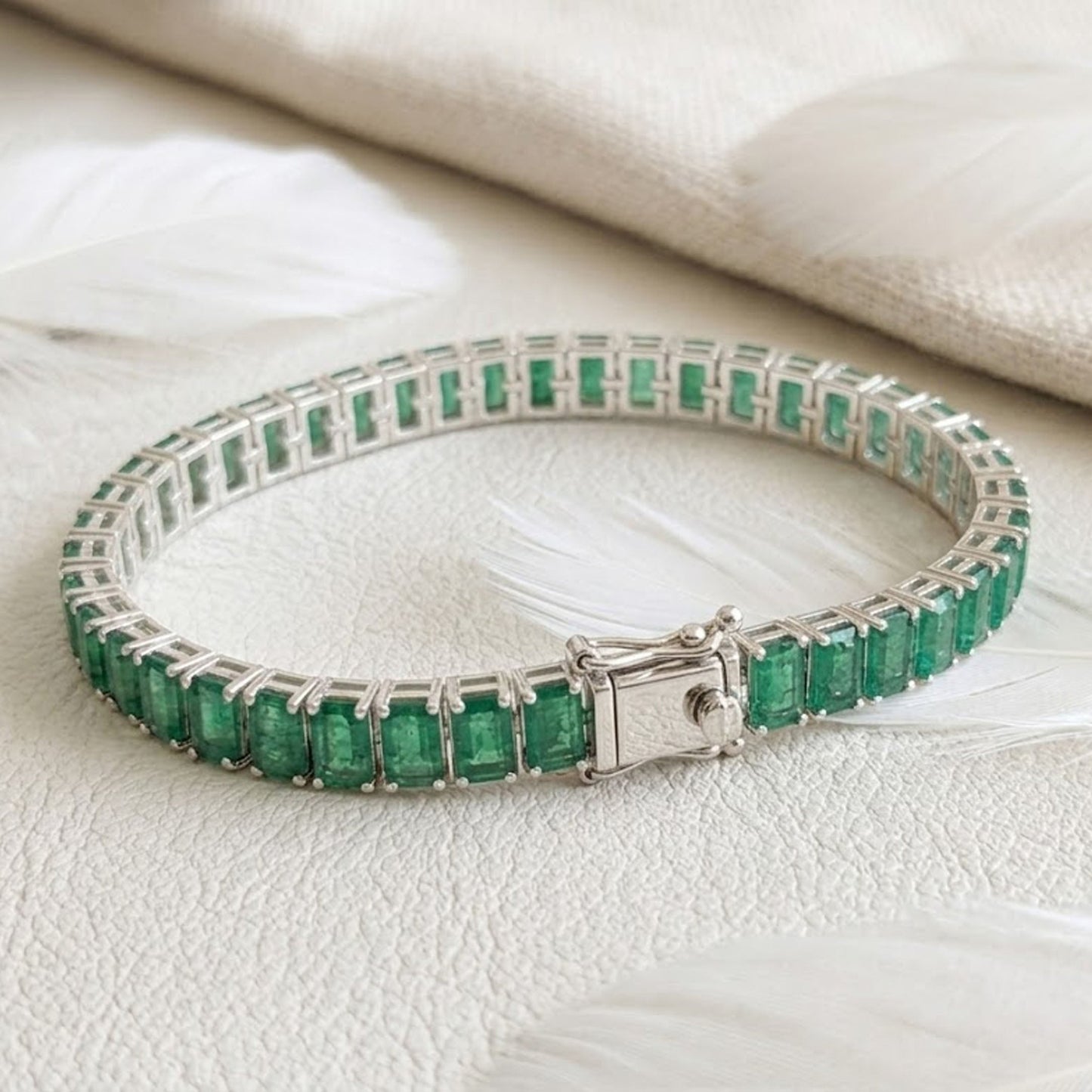 Emerald Tennis Bracelet – Emerald Cut Green Gemstone Bracelet for Women