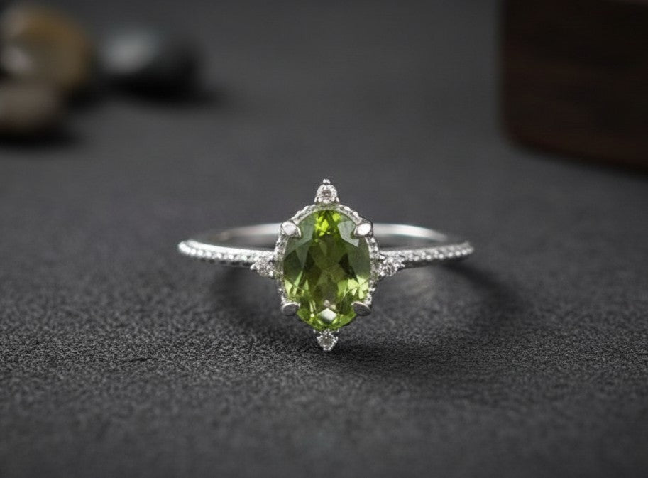 Verdant Glow Ring: Natural Oval Peridot with Dazzling Moissanite Accents