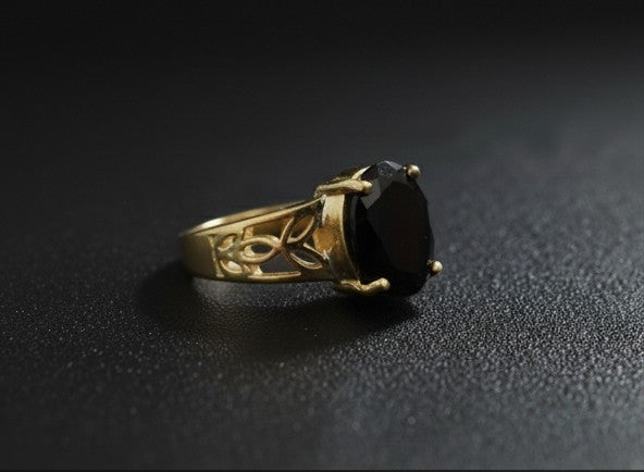 Bold Onyx Look: Natural Black Spinel Solitaire with Filigree Detail Ring