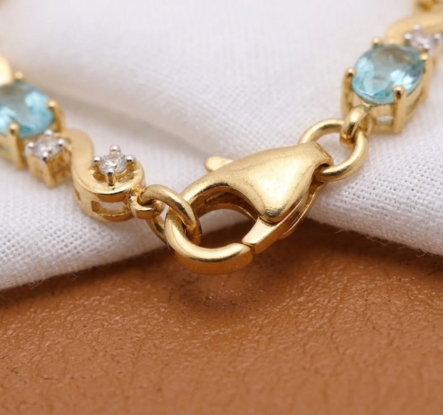 Natural Swiss Blue Topaz & Moissanite Link Bracelet – Oval Gemstone Jewelry for Women