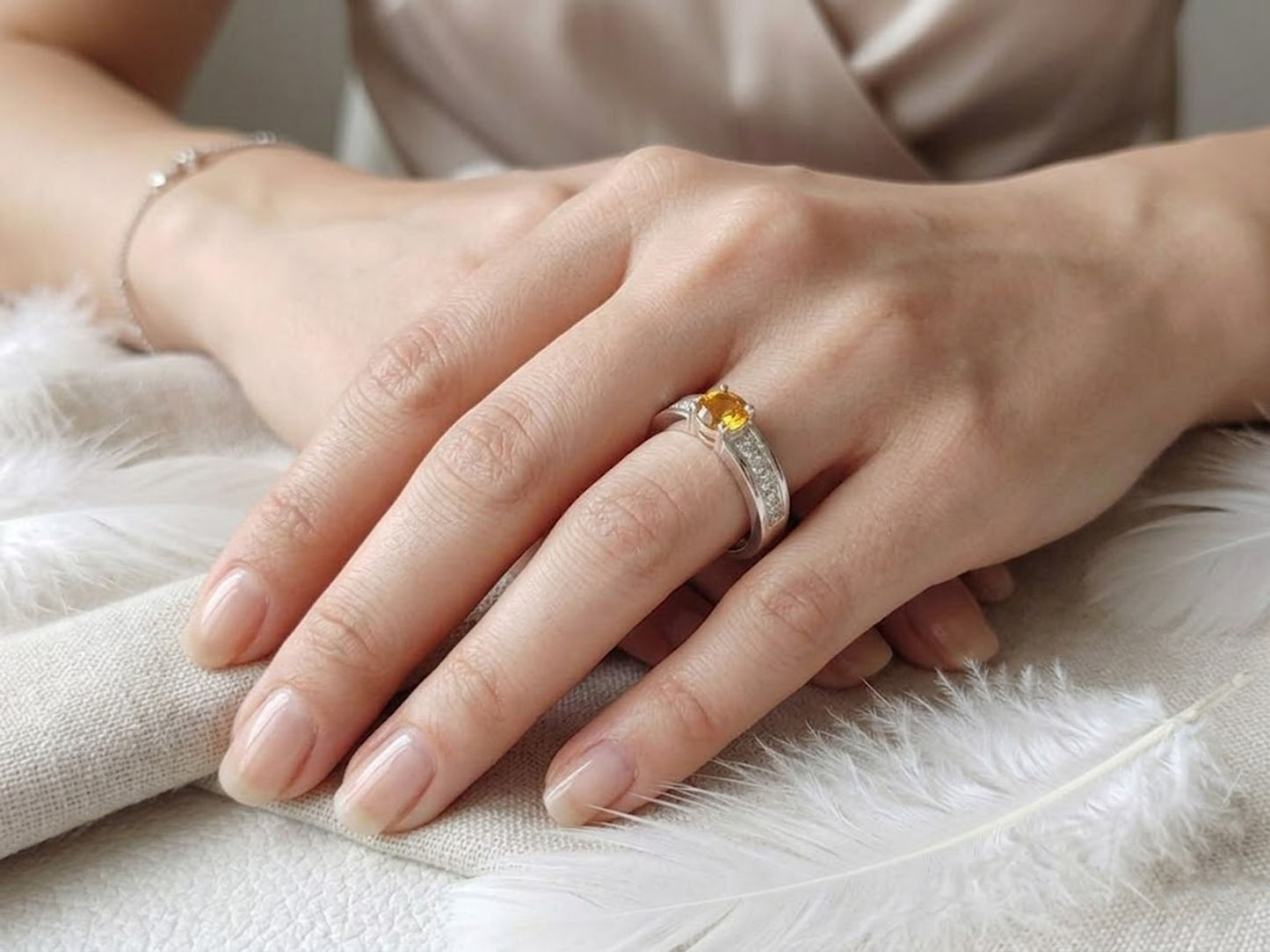 Citrine & Moissanite Accent Ring – Round Cut Vintage Promise Band for Women