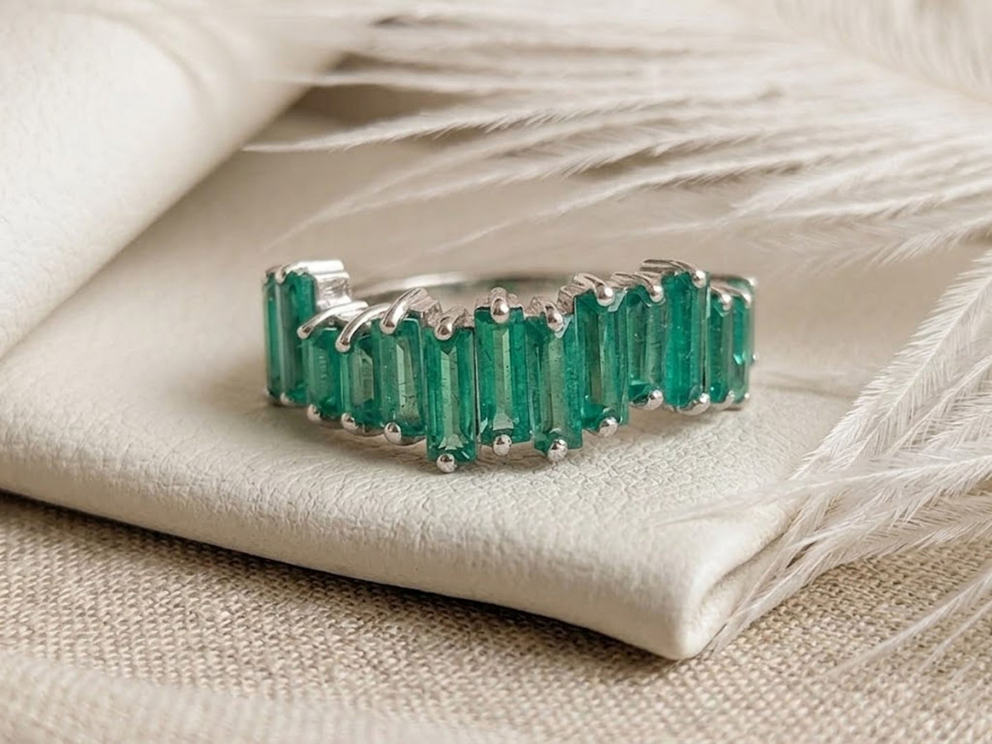 Baguette Emerald Eternity Ring – Elegant Green Gemstone Band for Women