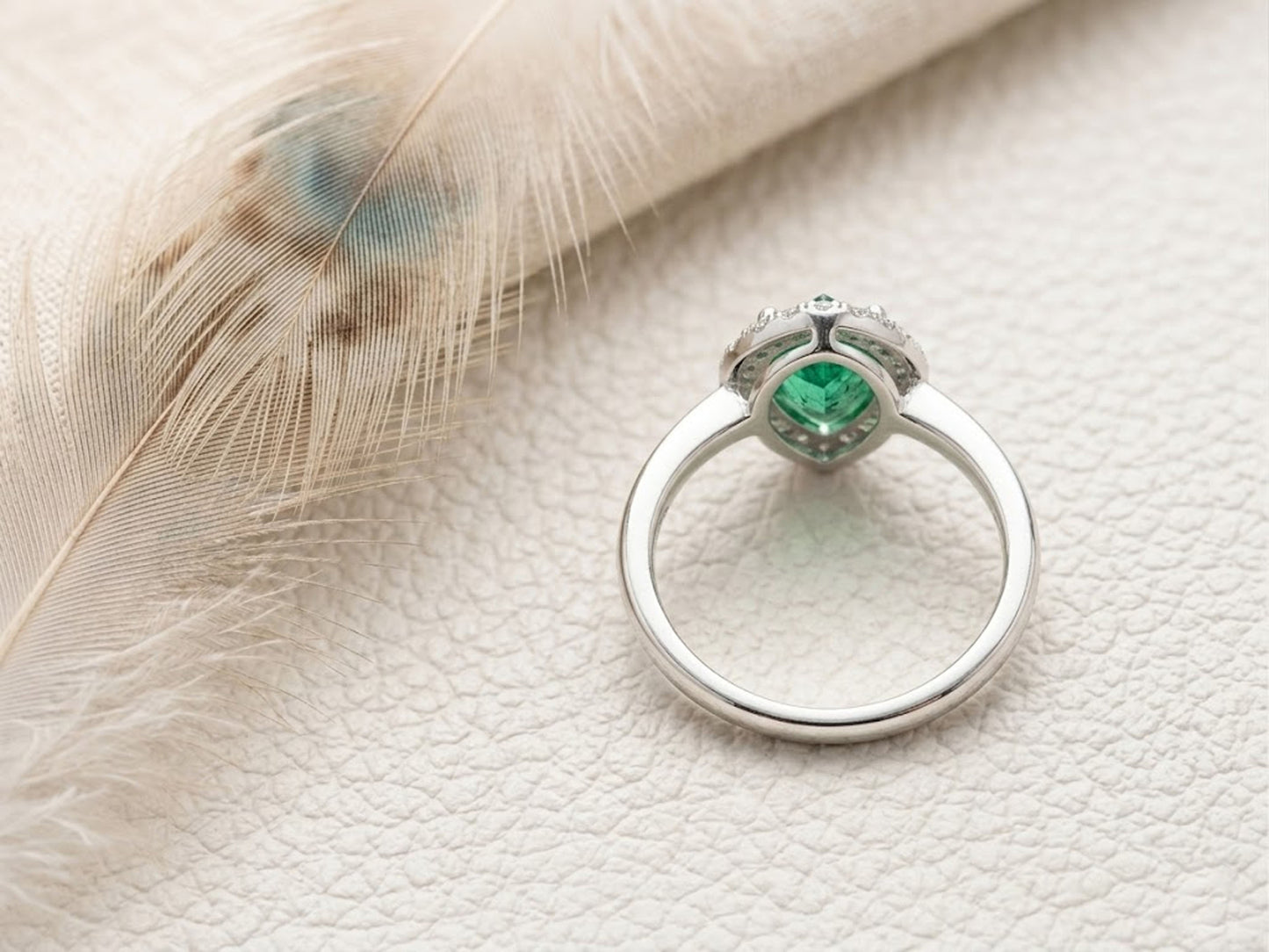 Emerald Halo Engagement Ring – Pear Shaped Vintage Bridal Ring for Women