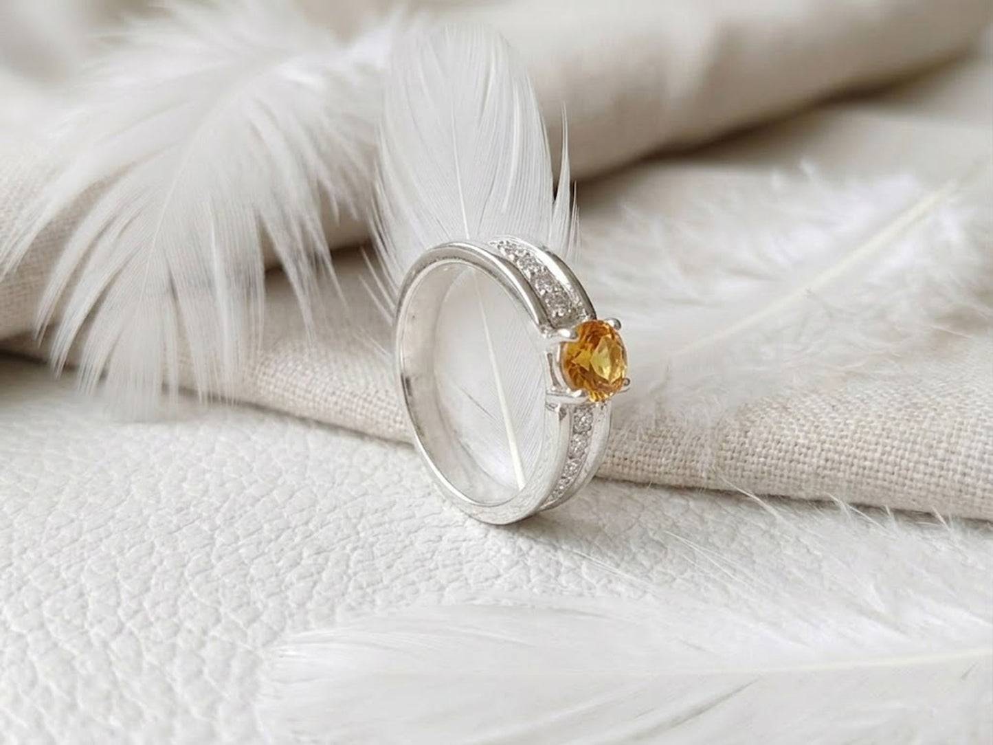 Citrine & Moissanite Accent Ring – Round Cut Vintage Promise Band for Women