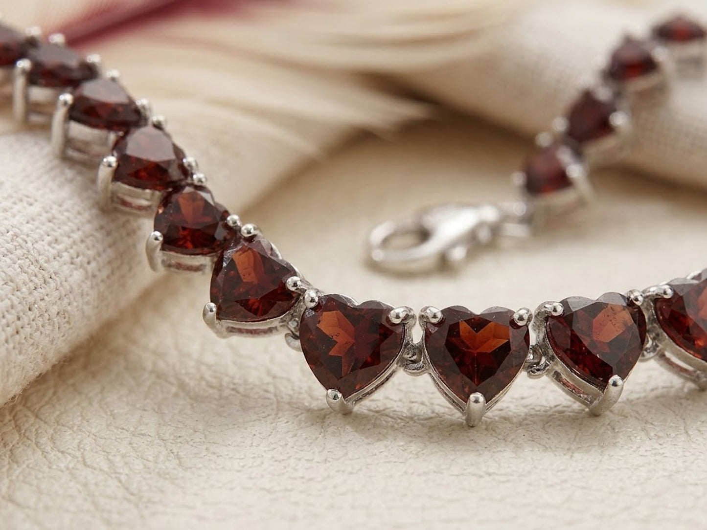 Natural Red Garnet Heart Tennis Bracelet – Romantic Gemstone Jewelry for Women