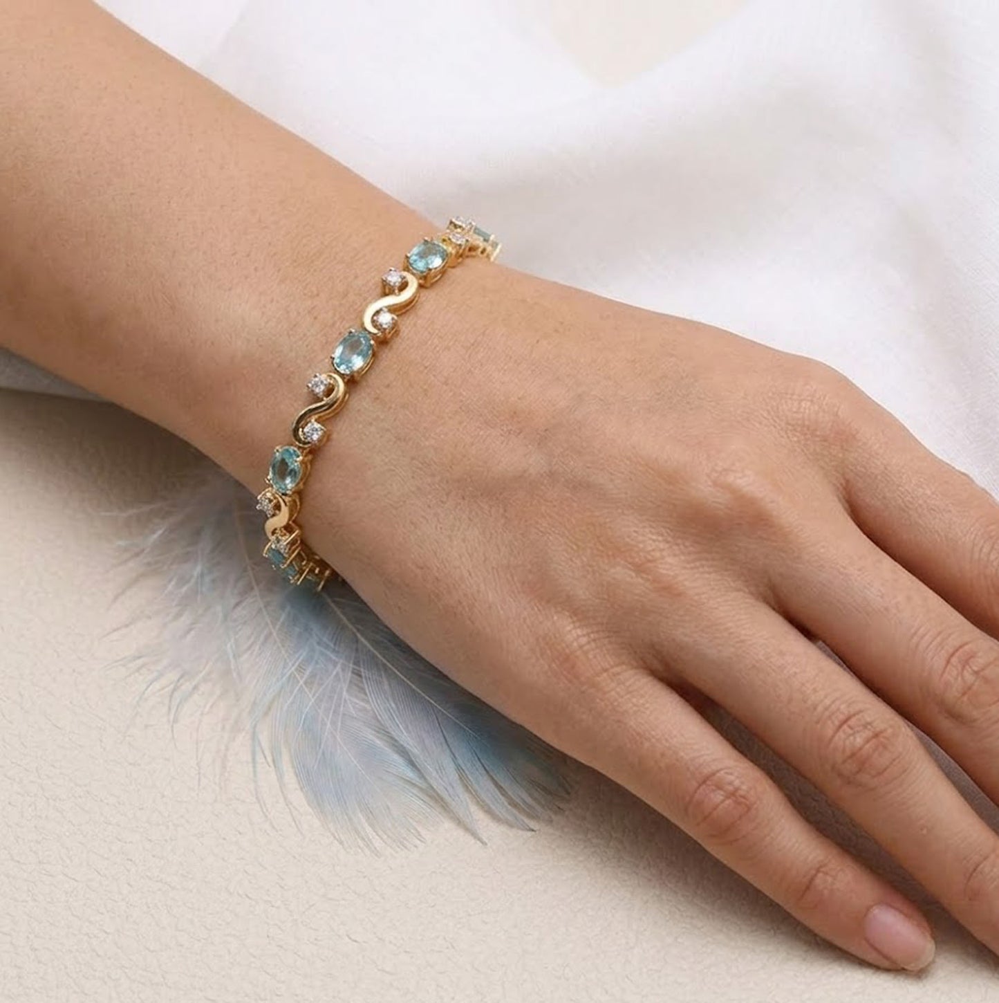 Natural Swiss Blue Topaz & Moissanite Link Bracelet – Oval Gemstone Jewelry for Women