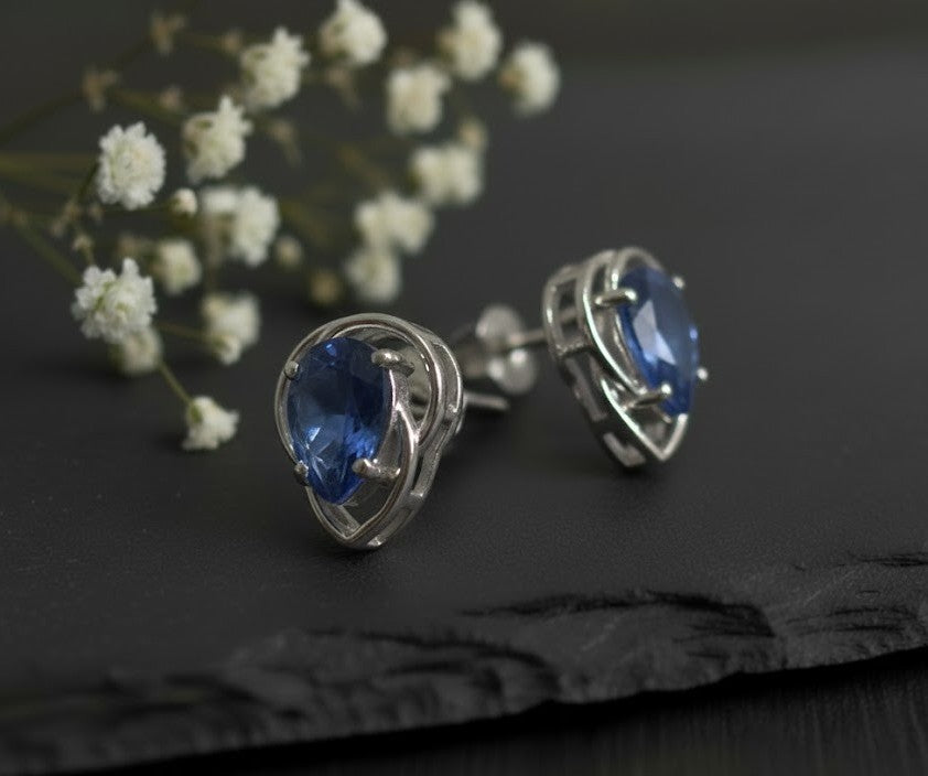 Twilight Dream Set: Natural Pear Tanzanite Pendant and Stud Earrings in Sterling Silver