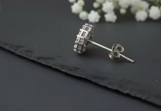 Celestial Sparkle Set: Natural Moissanite Flower Pendant & Stud Earrings in Sterling Silver